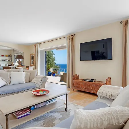 Villa Evasion