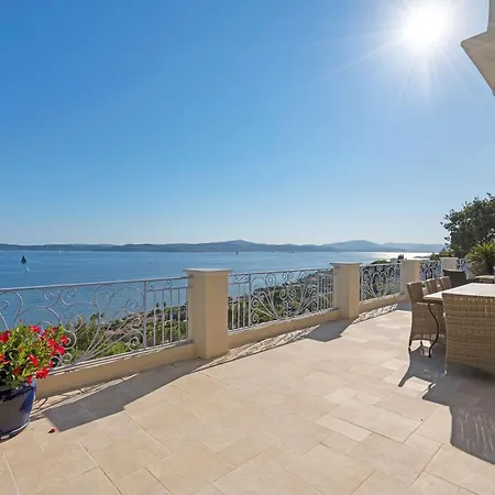 Evasion Villa *